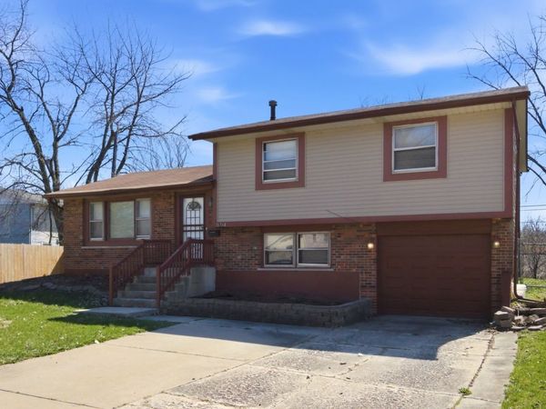 16544 Prairie Avenue , South Holland, IL 60473