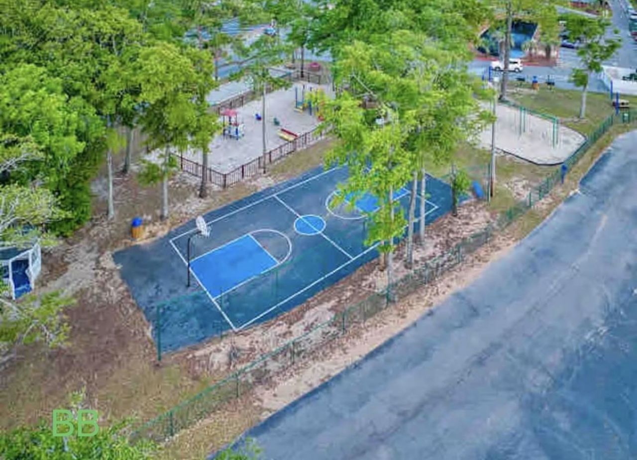 5905 S Kings Hwy. Photo 23