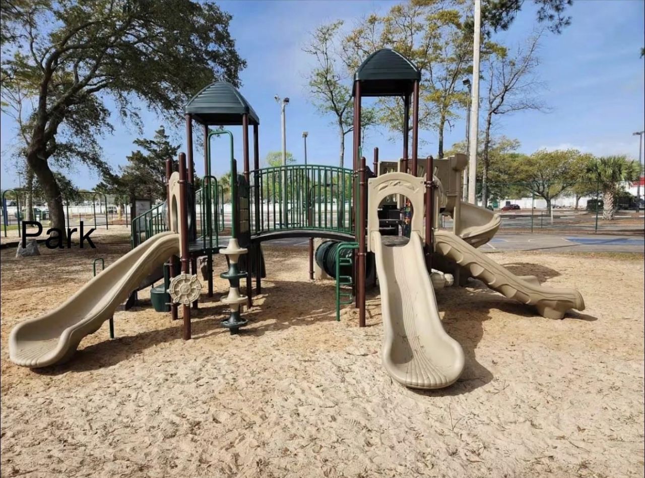 5905 S Kings Hwy. Photo 24