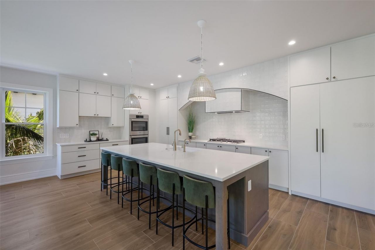 119 Mckinley Drive , Sarasota, FL 34236 Photo