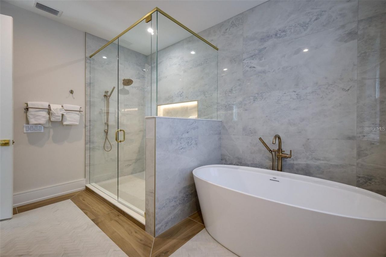 119 Mckinley Drive , Sarasota, FL 34236 Photo