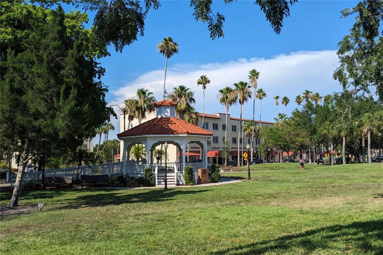 206 Vista Del Lago Way , Venice, FL 34292 Photo