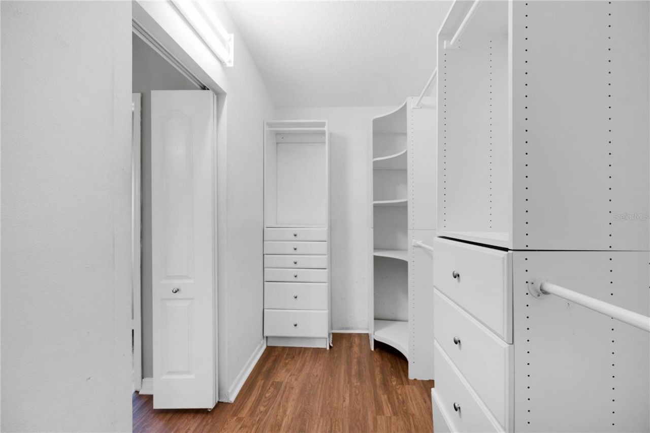 1461 Lake Shore Ranch Drive, Seffner, FL 33584 Photo