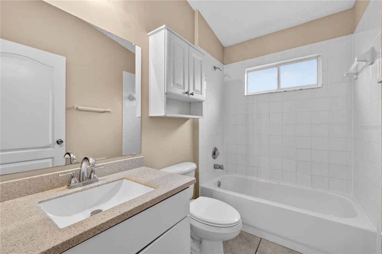 1461 Lake Shore Ranch Drive, Seffner, FL 33584 Photo