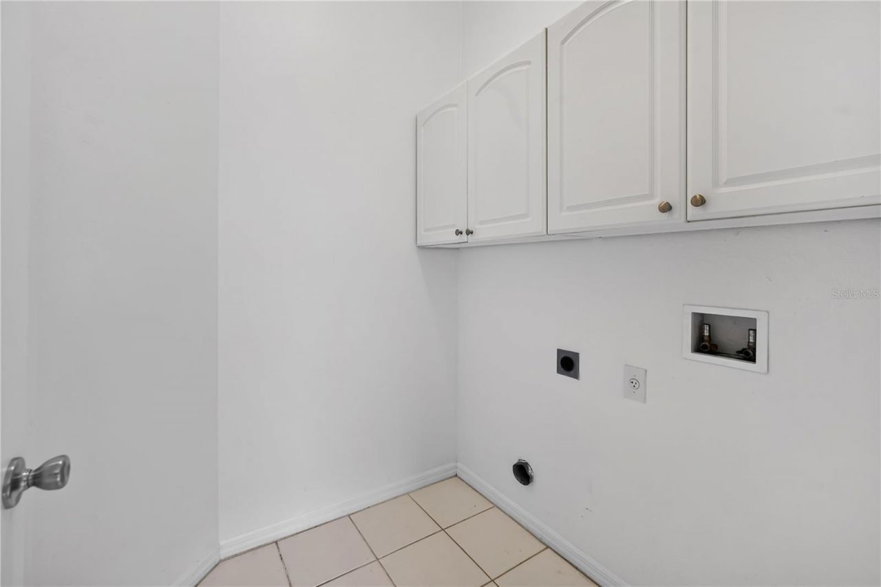 1461 Lake Shore Ranch Drive, Seffner, FL 33584 Photo