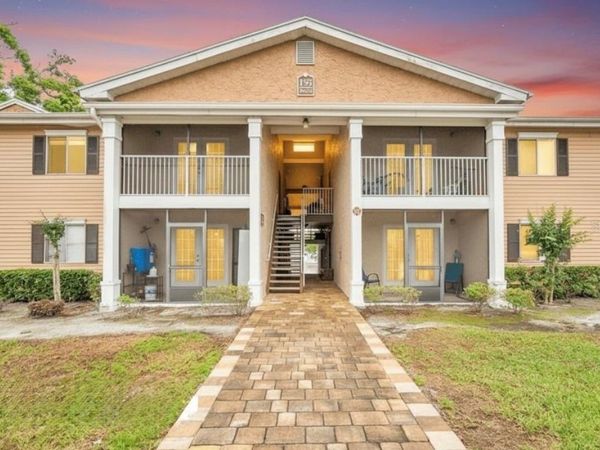 155 PEARL LAKE CAUSEWAY , Unit 206, ALTAMONTE SPRINGS, FL 32714