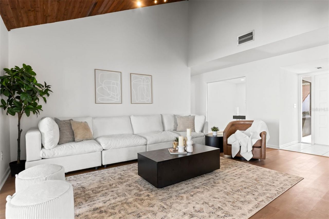 11508 Robles Del Rio Place, Temple Terrace, FL 33617 Photo