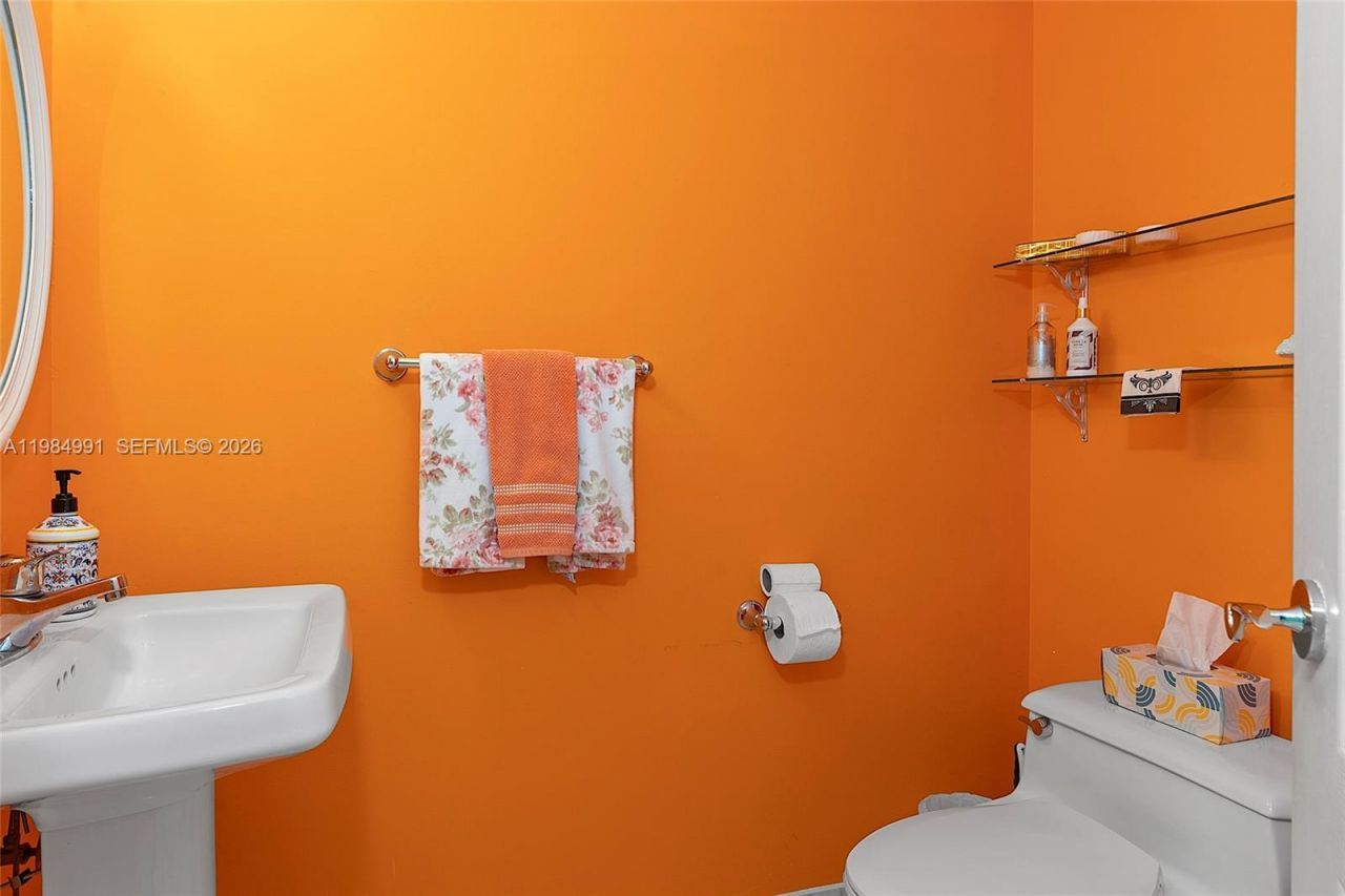 9455 Collins Ave , Unit 409, Surfside, FL 33154 Photo