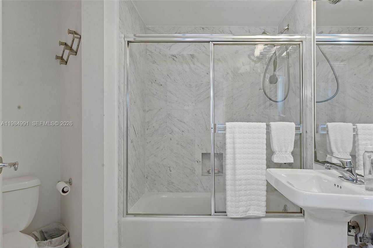 9455 Collins Ave , Unit 409, Surfside, FL 33154 Photo