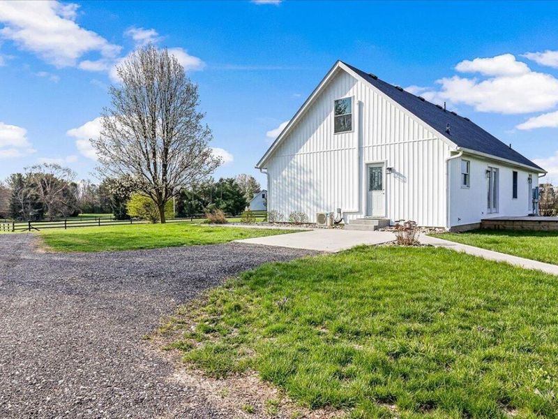 8317 Pontius Road, Groveport, OH 43125 Photo 3