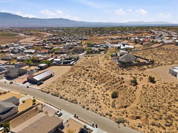 2502 Istle Road NE, Rio Rancho, NM 87124