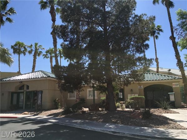 1533 Linnbaker Lane , Unit 204, Las Vegas, NV 89110