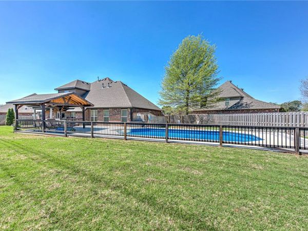 4280 W Water Lilly Court, Fayetteville, AR 72704
