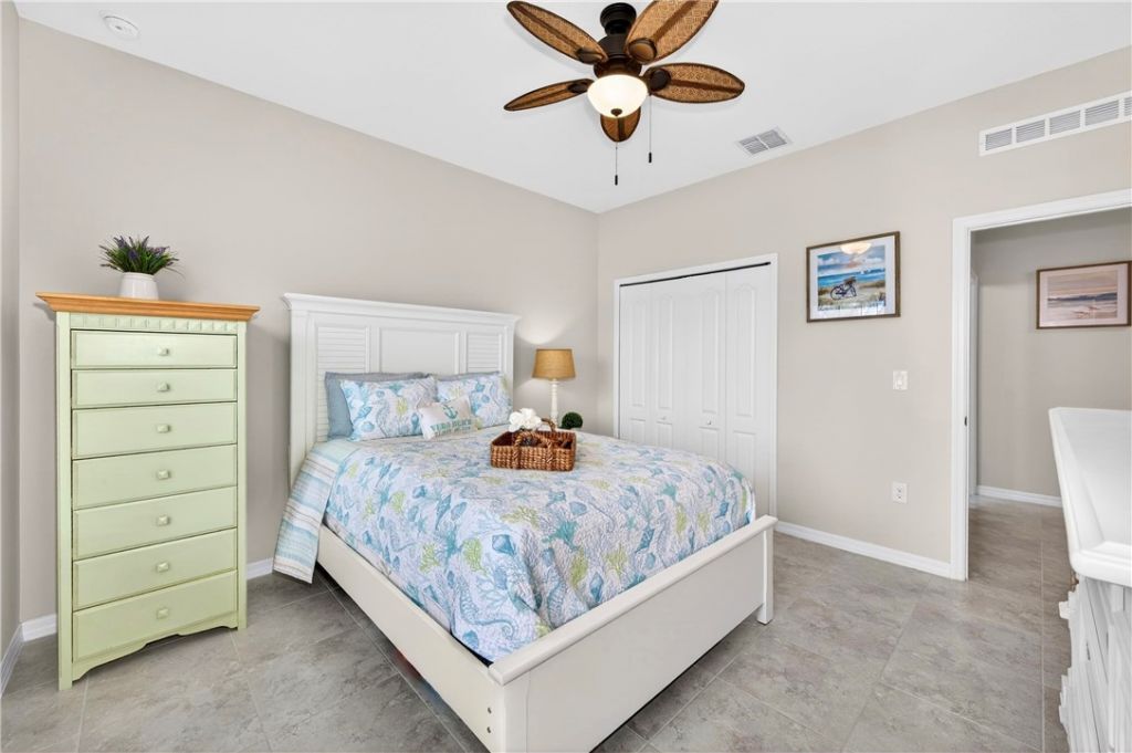 8236 100th Avenue, Vero Beach, FL 32967 Photo