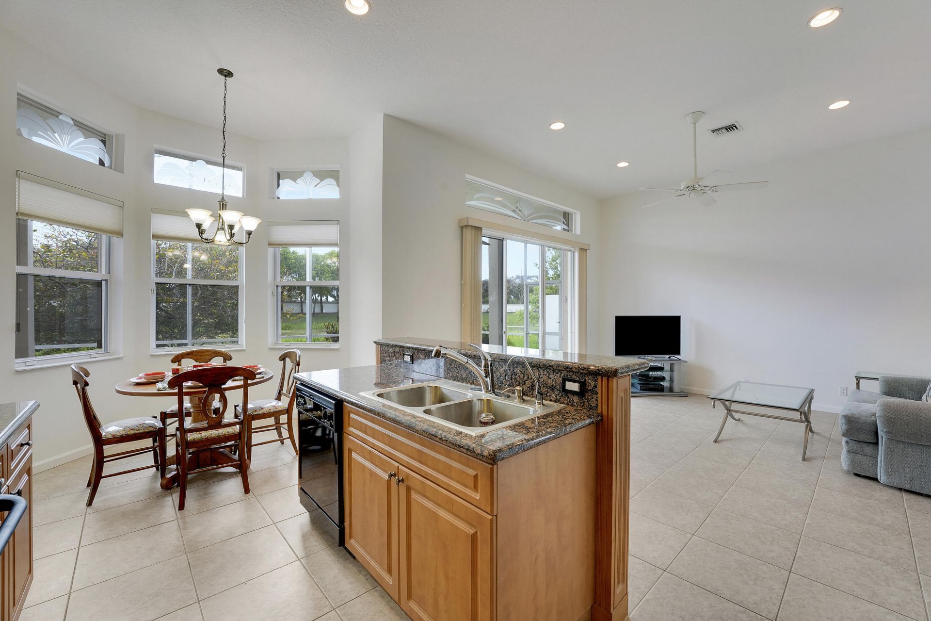 9486 Vercelli Street, Lake Worth, FL 33467 Photo