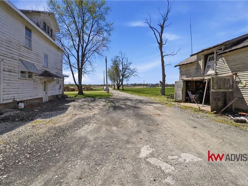 6795 Fishburg Road, Huber Heights, OH 45424 Photo 12