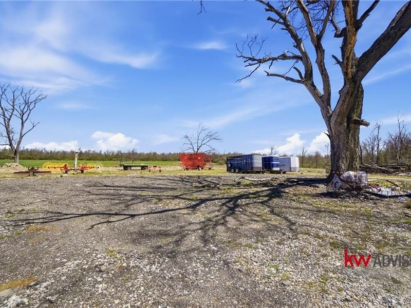 6795 Fishburg Road, Huber Heights, OH 45424 Photo 16