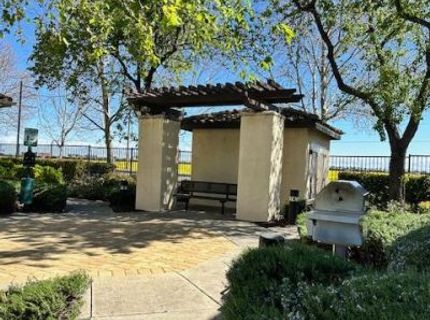 4800 SE Westlake Pkwy #1009, Unit 1009, Sacramento, CA 95835 Photo