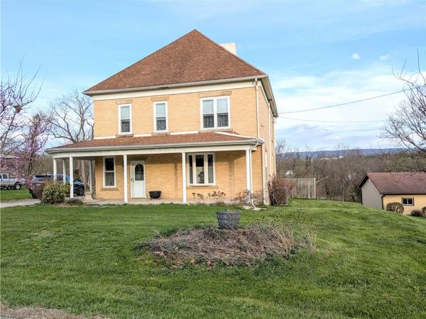 220 Overholt Dr, Scottdale, PA 15683