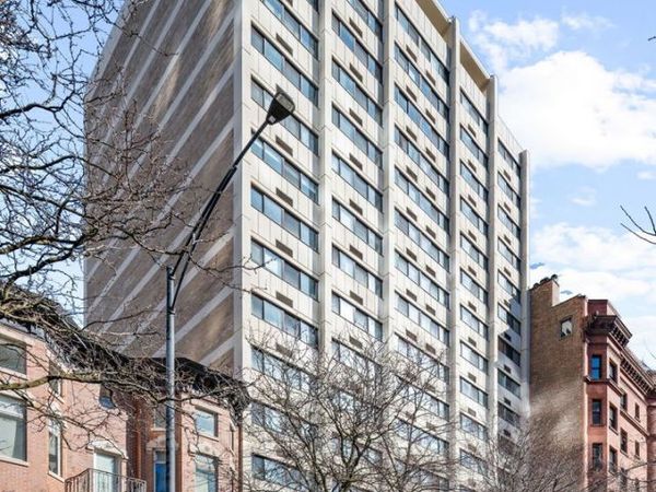 30 E Division Street , Unit 14C, Chicago, IL 60610