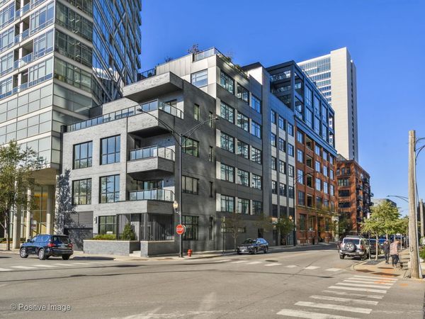 668 N KINGSBURY Street , Unit 406, Chicago, IL 60654