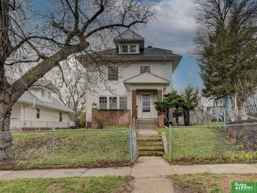 4323 parker Street, Omaha, NE 68111