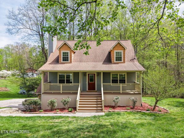 3216 Shellbark Drive, Powell, TN 37849