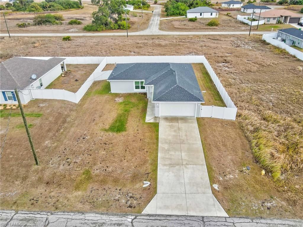 7024 Hero Cir , Labelle, FL 33935 Photo