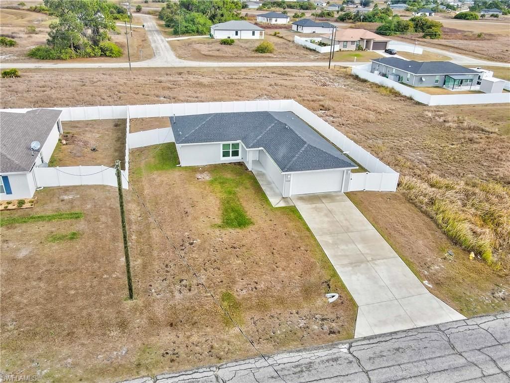 7024 Hero Cir , Labelle, FL 33935 Photo