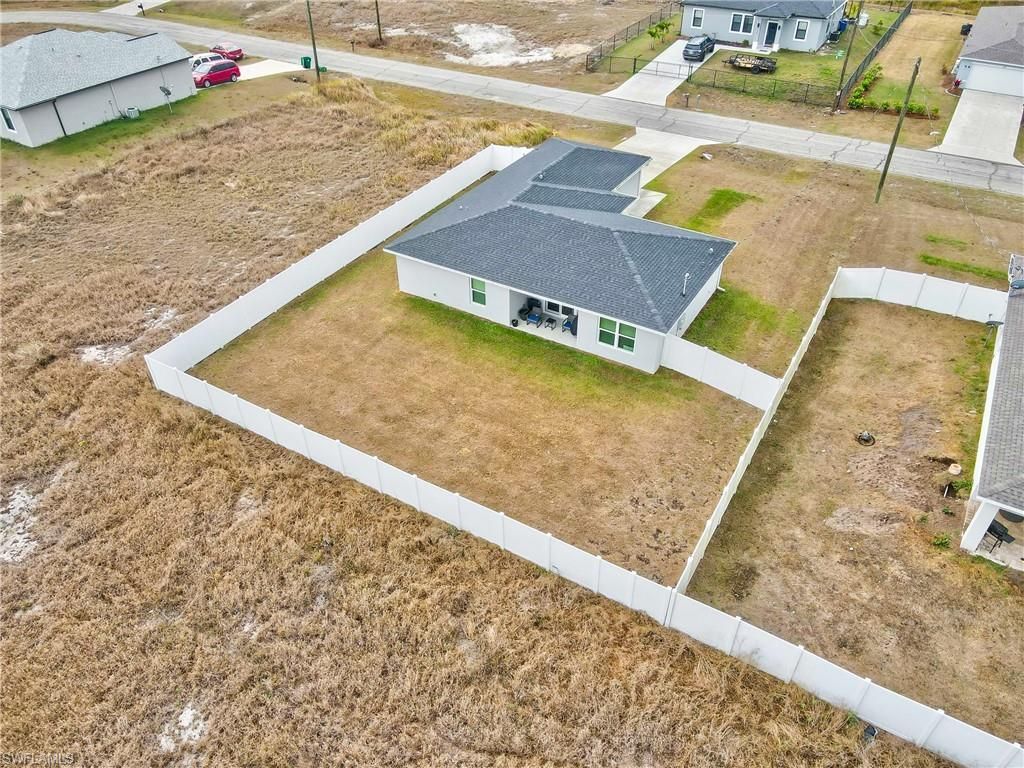 7024 Hero Cir , Labelle, FL 33935 Photo