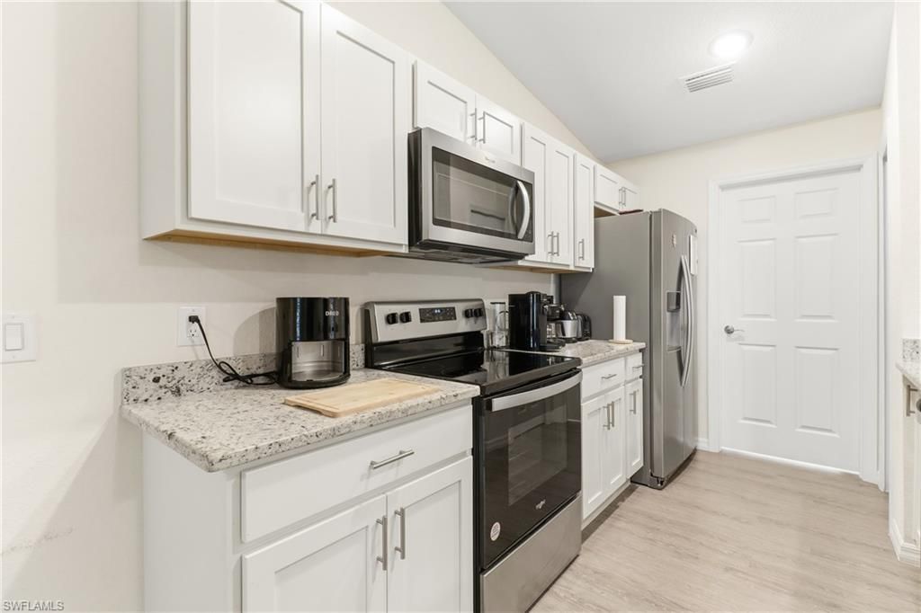 7024 Hero Cir , Labelle, FL 33935 Photo