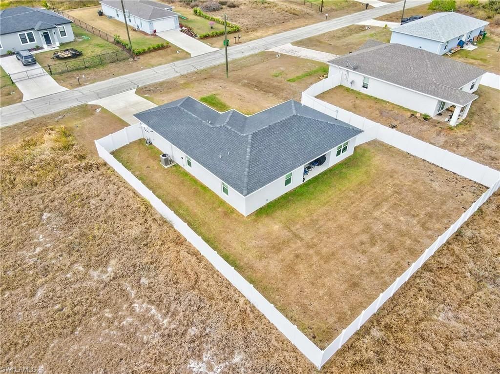 7024 Hero Cir , Labelle, FL 33935 Photo