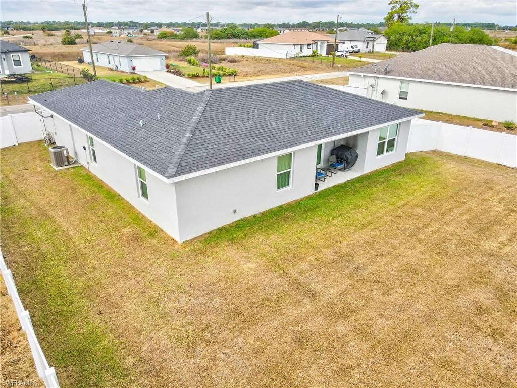 7024 Hero Cir , Labelle, FL 33935 Photo