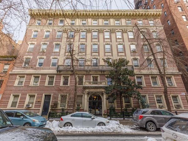 15 E 10th Street , Unit 4A, New York (Manhattan), NY 10003