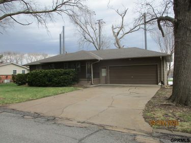 1352 Prospect Avenue, Blair, NE 68008