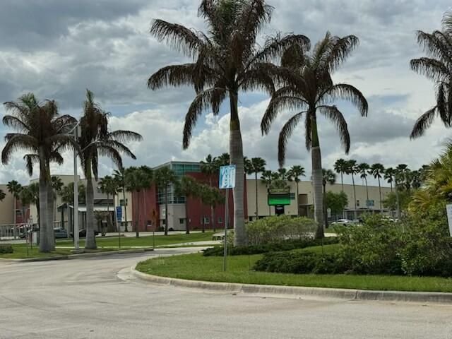 7401 NW Farnsworth Circle Nw, Port Saint Lucie, FL 34987 Photo