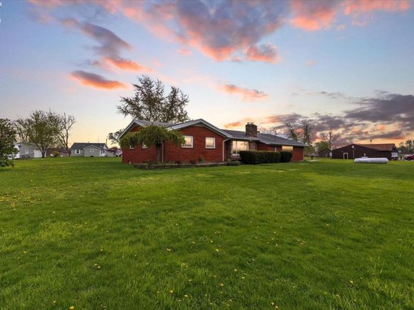 4889 N SR 2, Oak Harbor, OH 43449