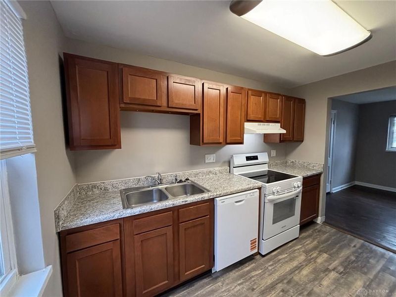 337 E Dorothy Lane, Kettering, OH 45419 Photo 4