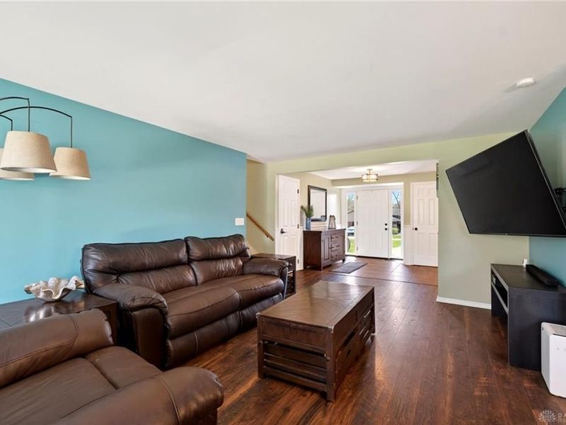 689 Chipplegate Drive, Centerville, OH 45459 Photo 10