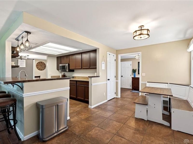 689 Chipplegate Drive, Centerville, OH 45459 Photo 17