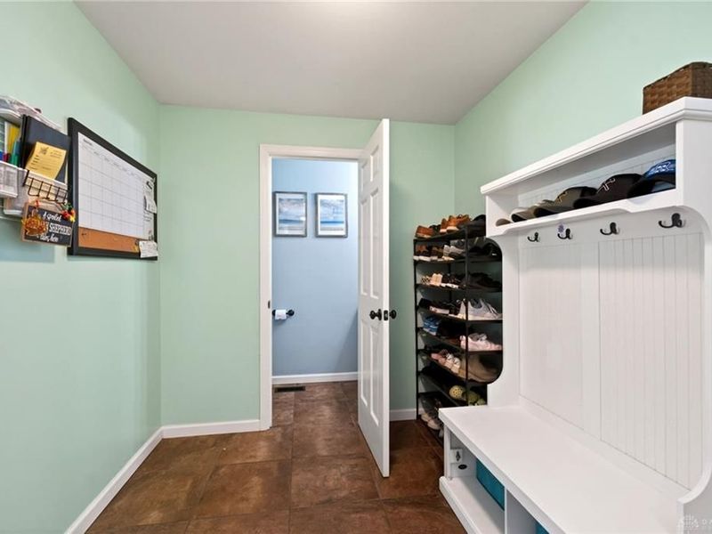 689 Chipplegate Drive, Centerville, OH 45459 Photo 27