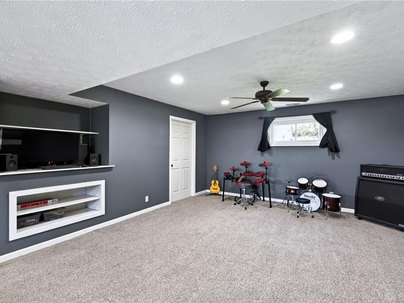 689 Chipplegate Drive, Centerville, OH 45459 Photo 35