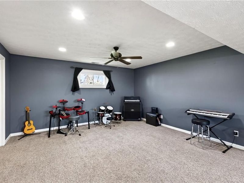 689 Chipplegate Drive, Centerville, OH 45459 Photo 37