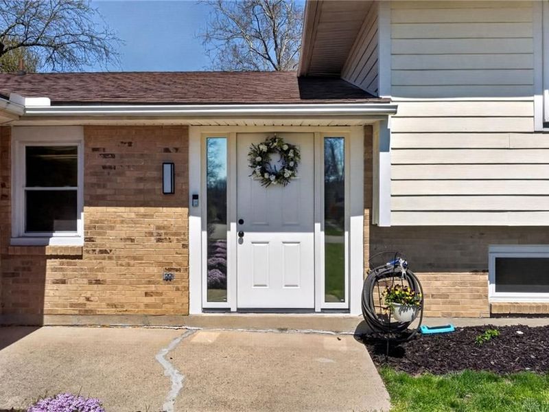 689 Chipplegate Drive, Centerville, OH 45459 Photo 5