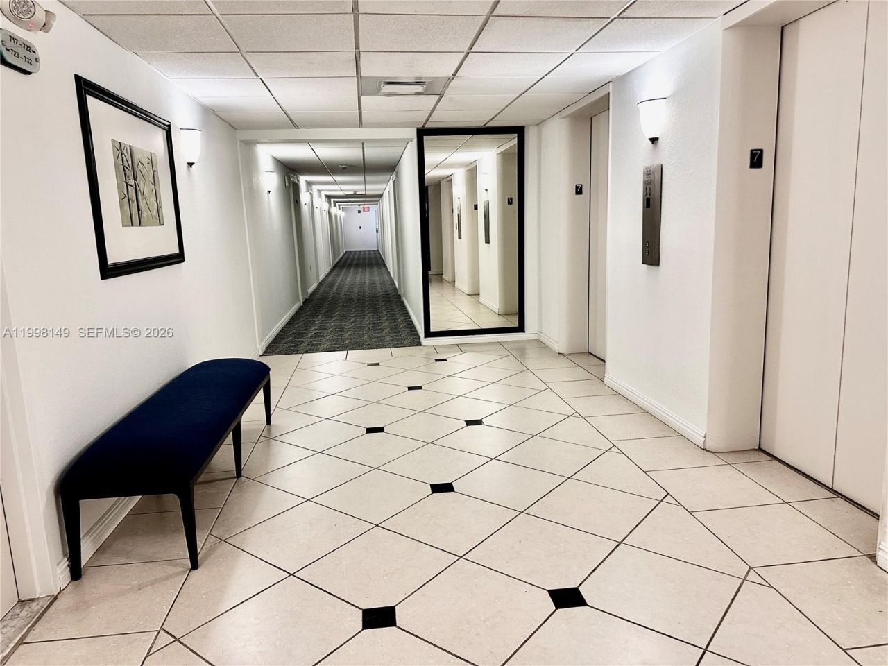 500 Bayview Dr, Unit 717, Sunny Isles Beach, FL 33160 Photo