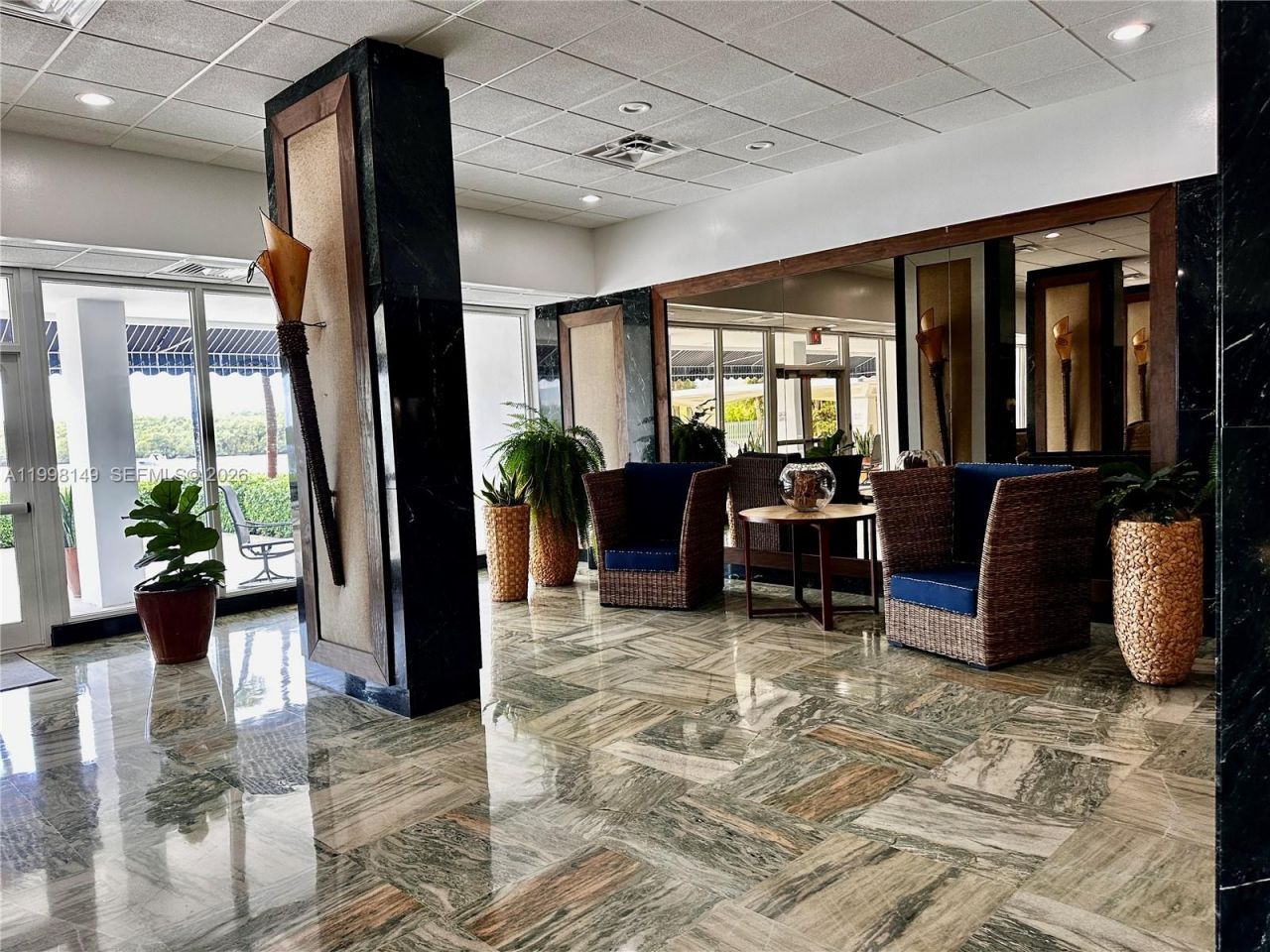 500 Bayview Dr, Unit 717, Sunny Isles Beach, FL 33160 Photo