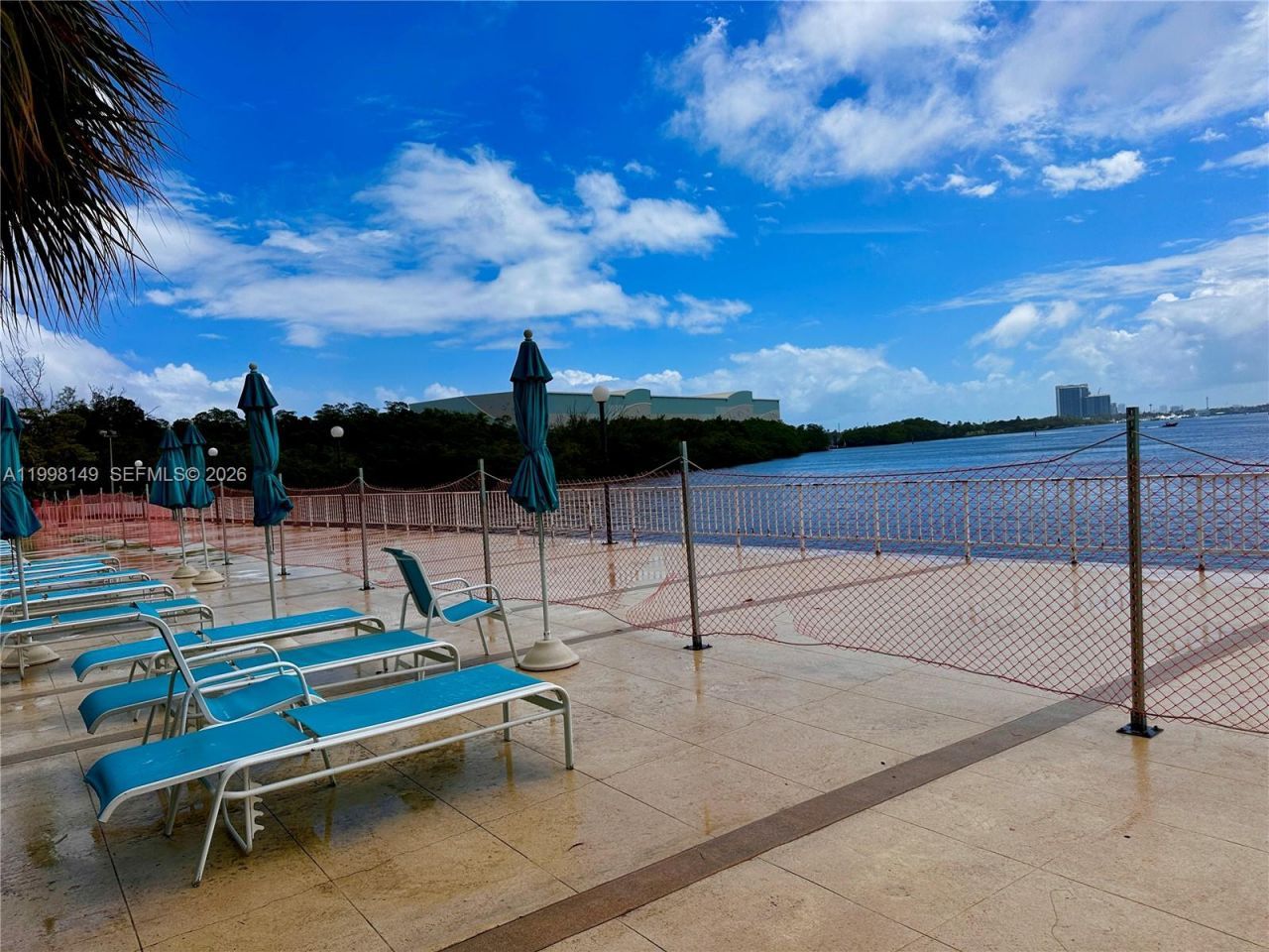 500 Bayview Dr, Unit 717, Sunny Isles Beach, FL 33160 Photo