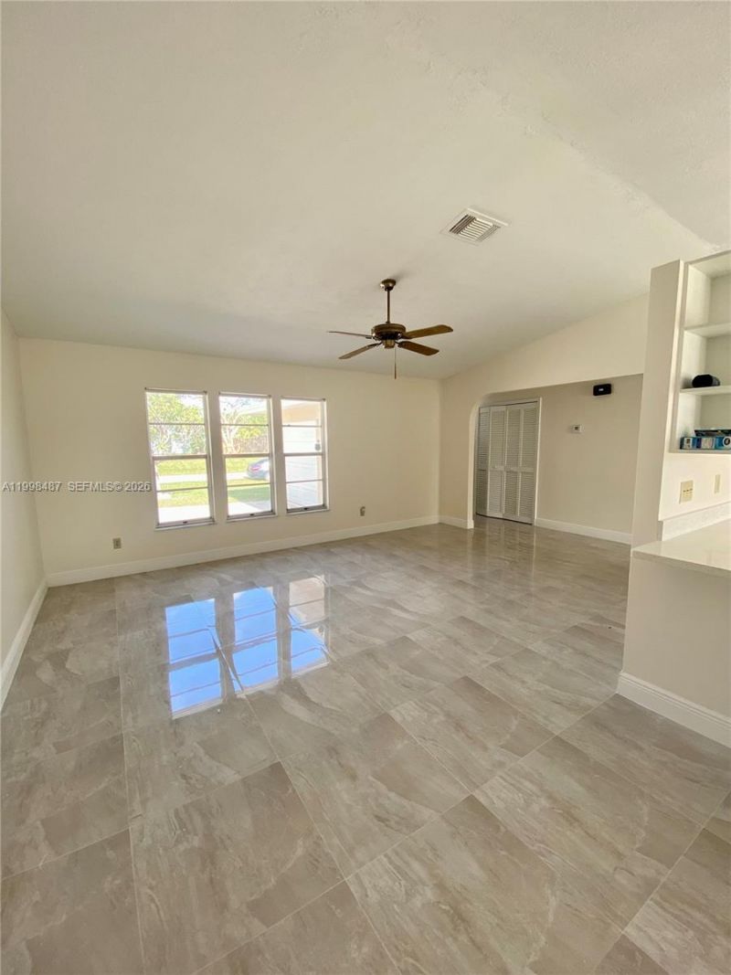 592 SW Todd Ave , Port Saint Lucie, FL 34983 Photo