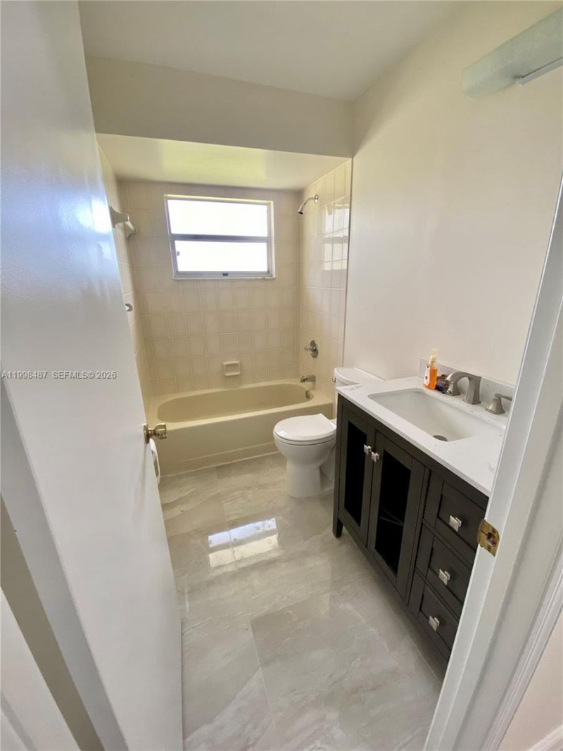 592 SW Todd Ave , Port Saint Lucie, FL 34983 Photo