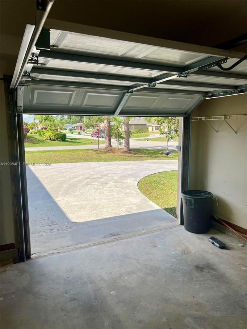 592 SW Todd Ave , Port Saint Lucie, FL 34983 Photo